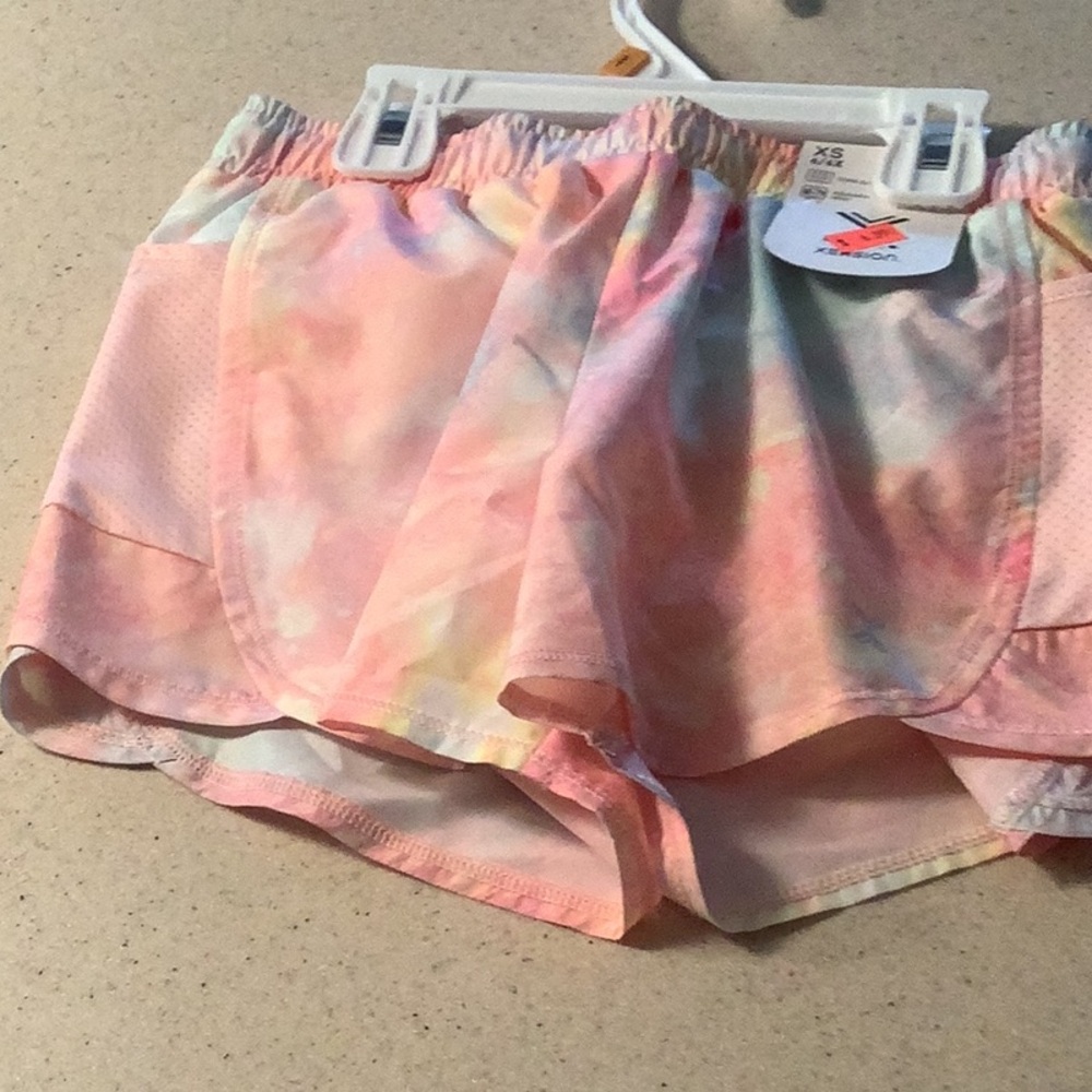 Youth Girls shorts XS